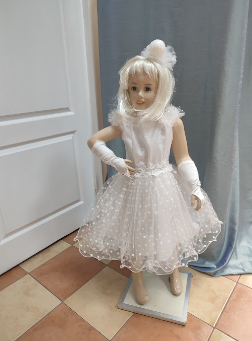 костюм снігової кульки