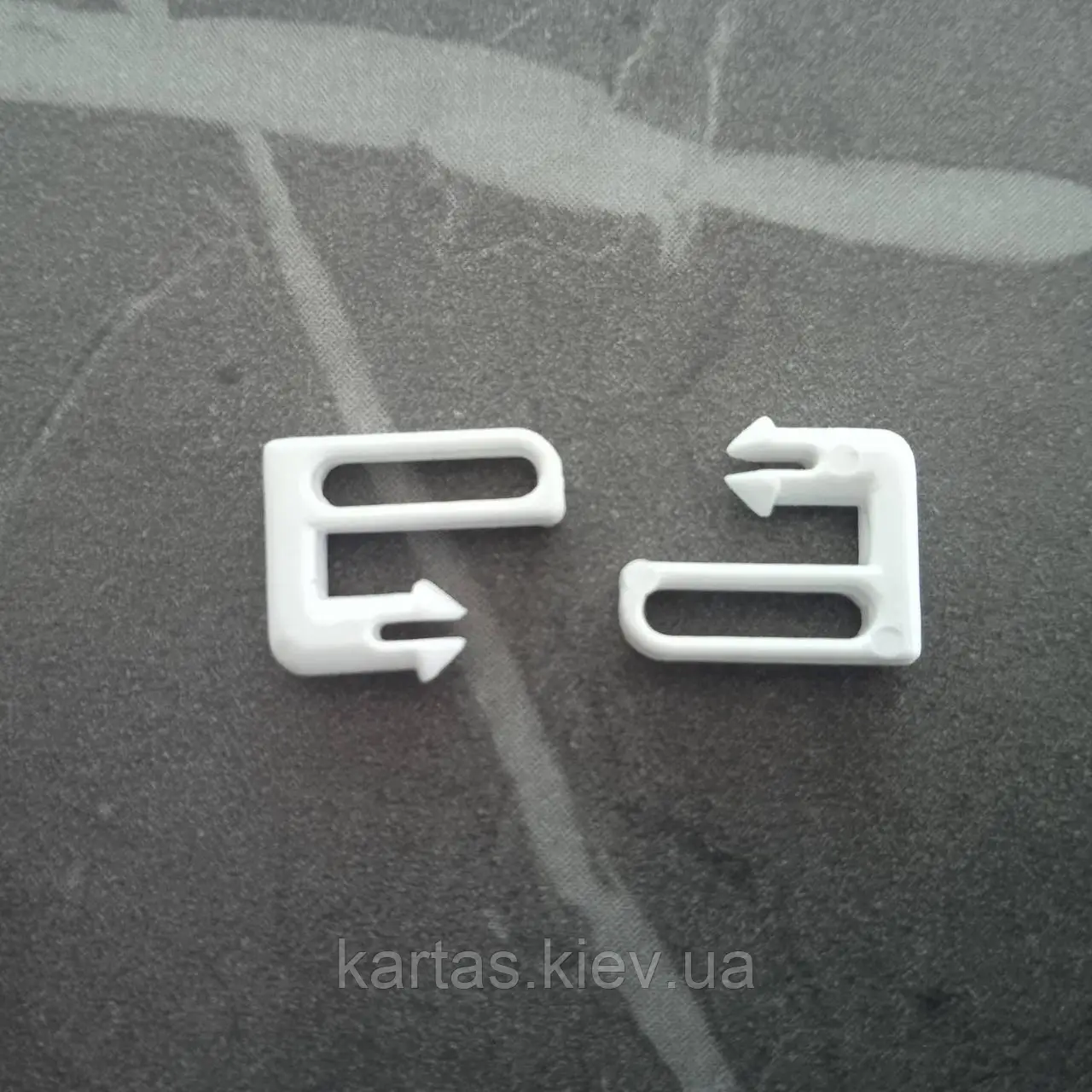 Напрямна волосінь рулонних штор