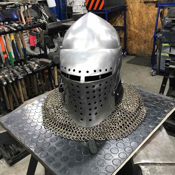 Armor helmet “Spolettos” titanium aventail