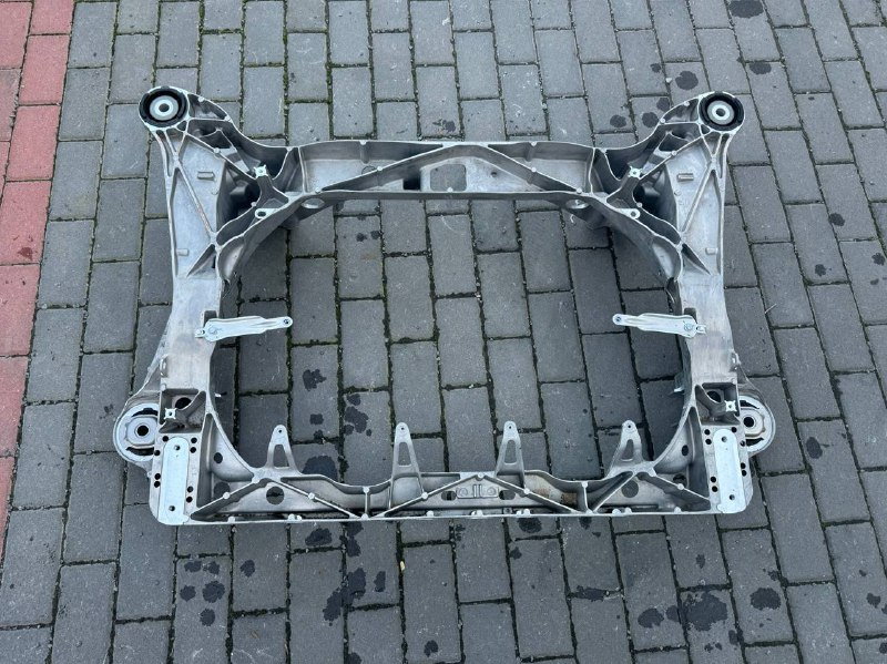 Підрамник задній на Tesla MS/MX 2021+ трьохмоторний