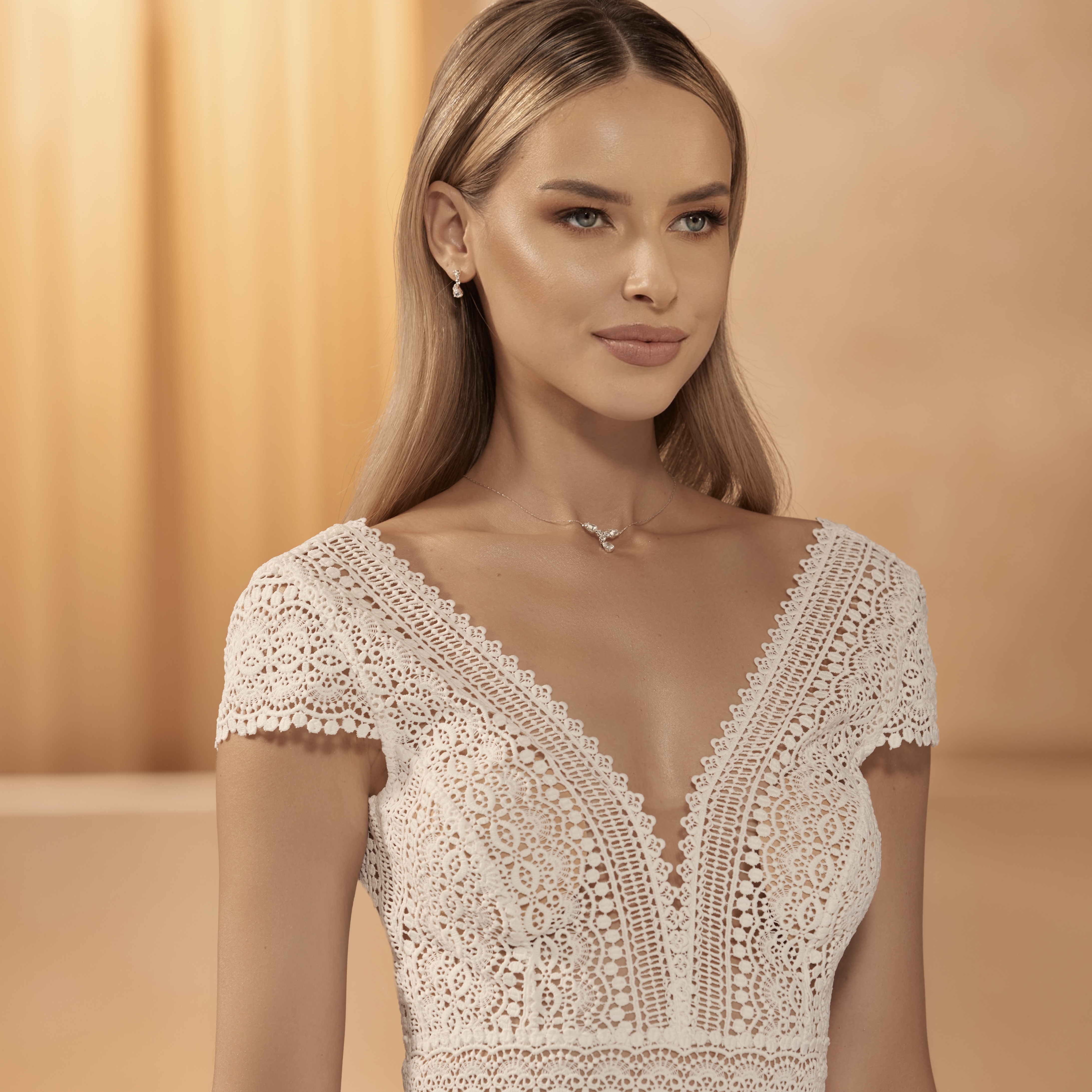 Bianco Evento Brauttop E436