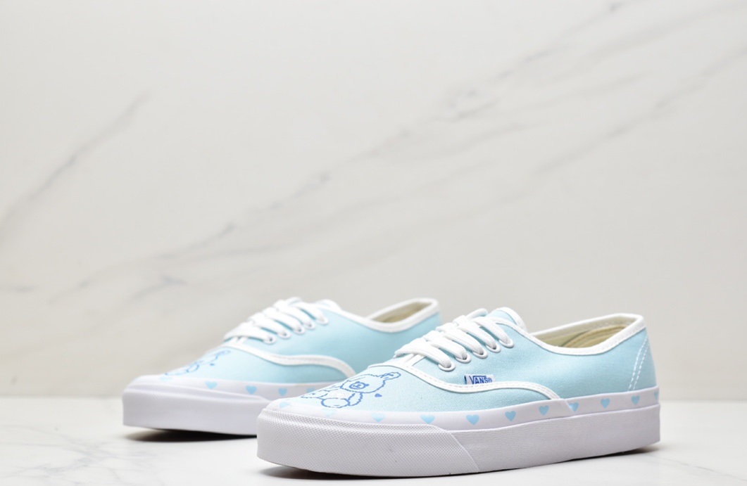 Vans Authentic LX Aut Bear