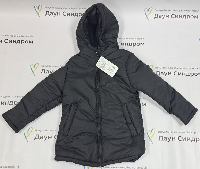 Куртка з капюшоном, Чорна
