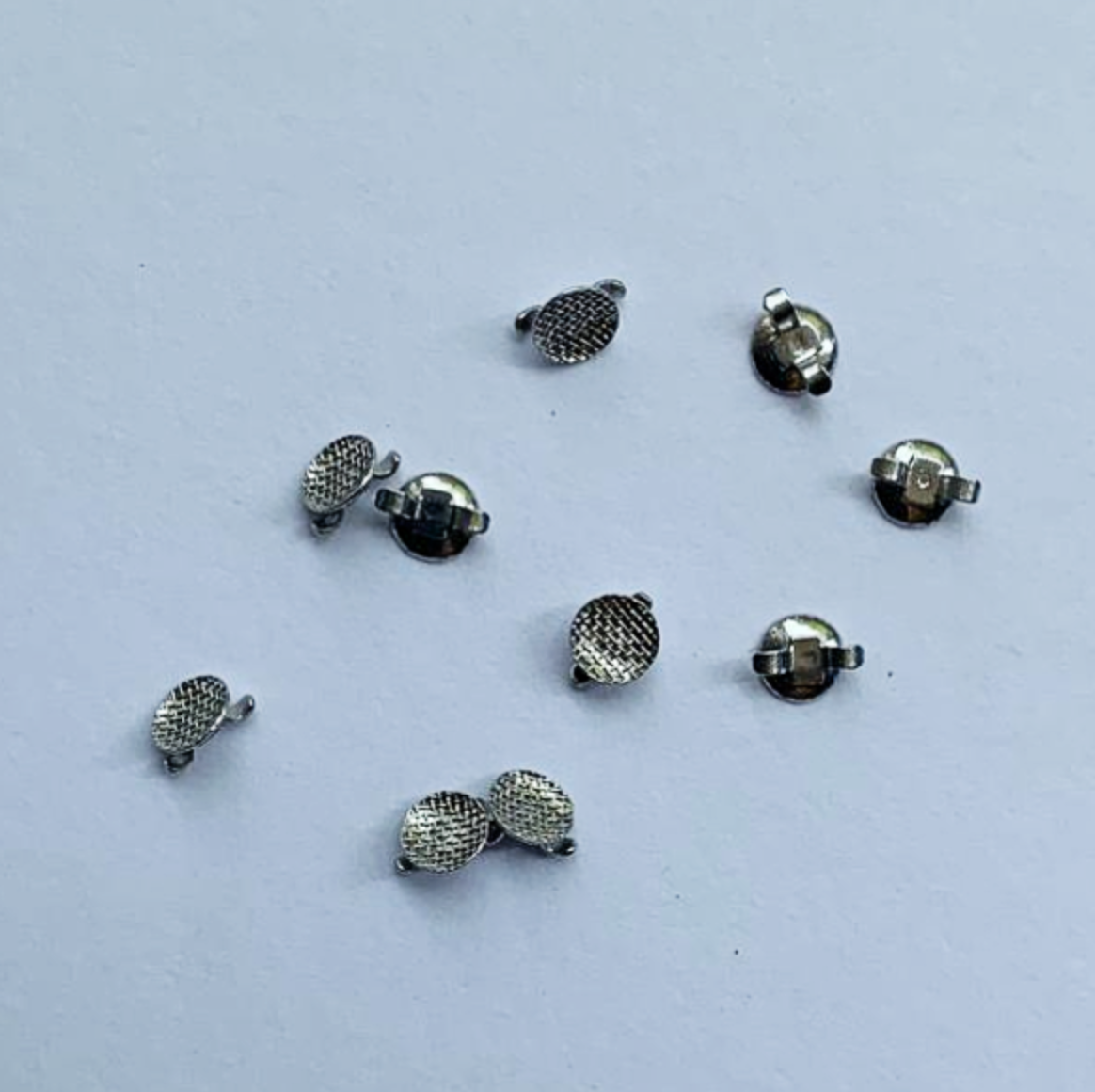 Кнопка з вусиками (акція 10+2)