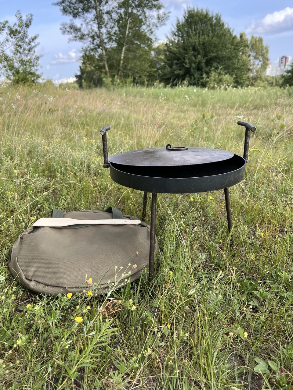 Сковорода з диска борони 30см з кришкою та чохлом для пікніка