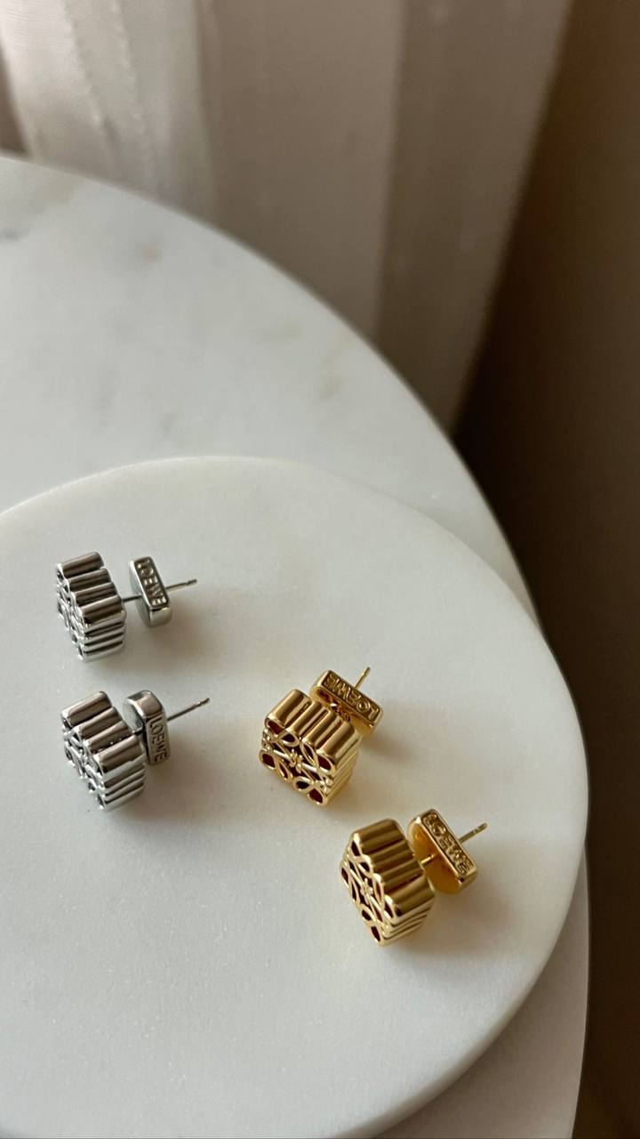 Сережки Loewe
