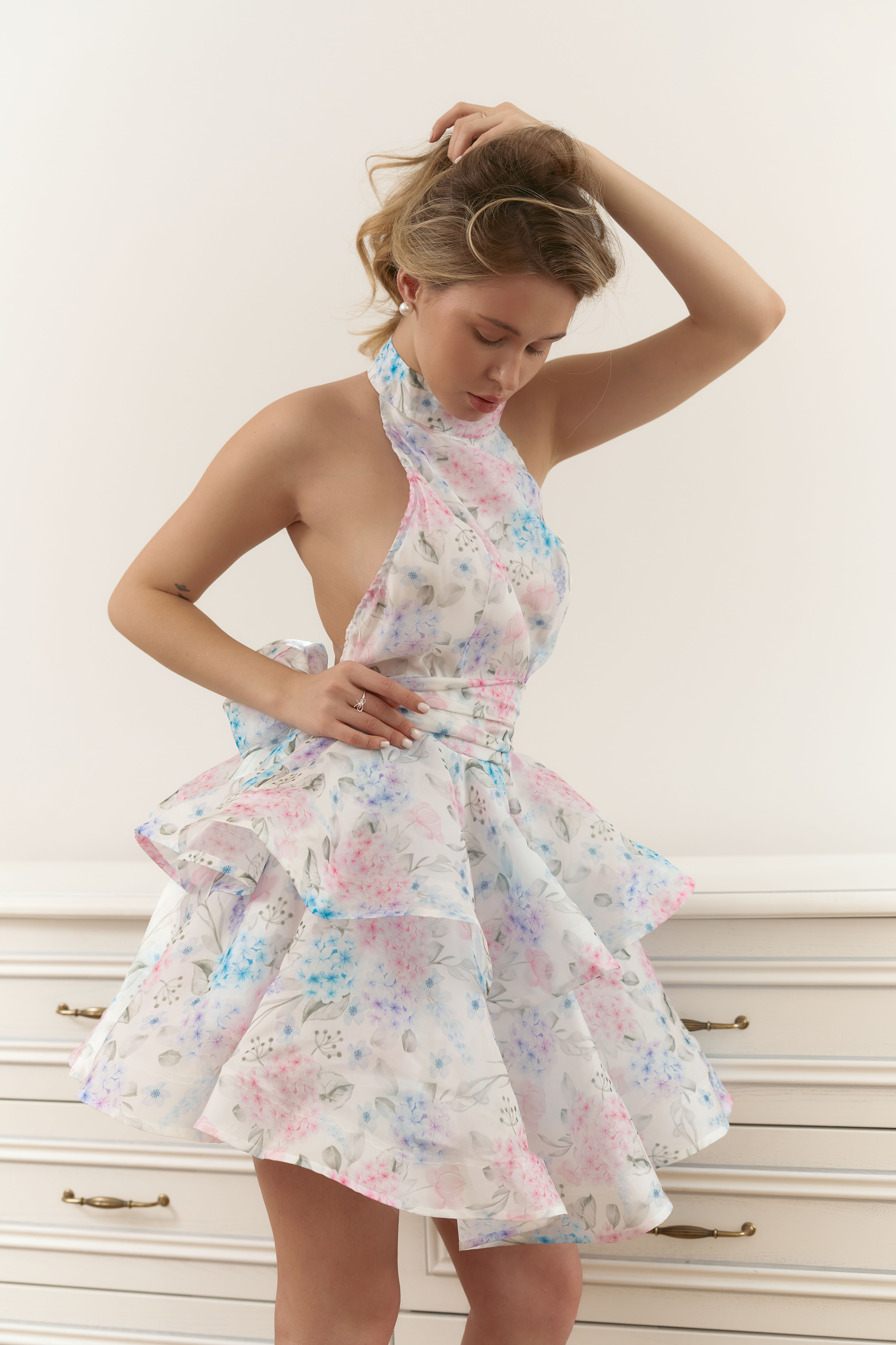 Ефектна сукня з легкої органзи