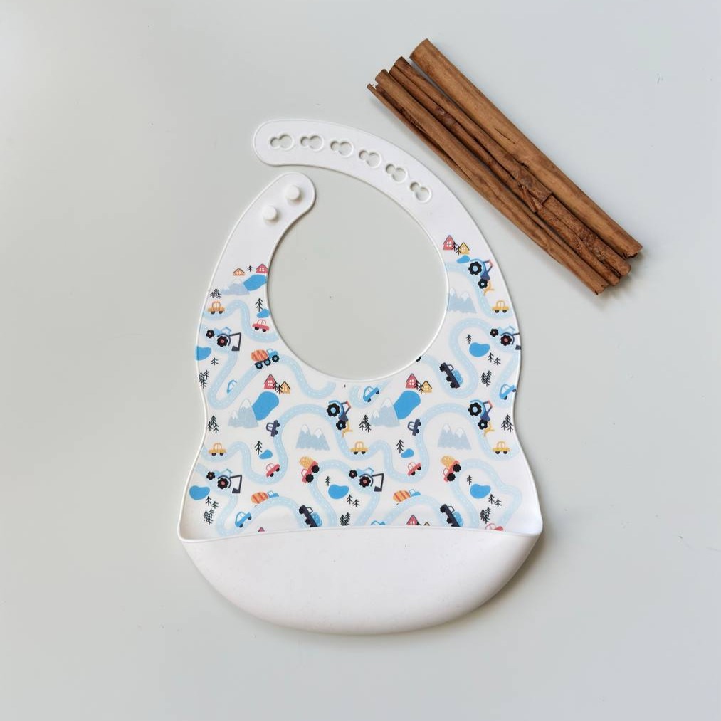 Силіконовий нагрудник принт "Дорога"