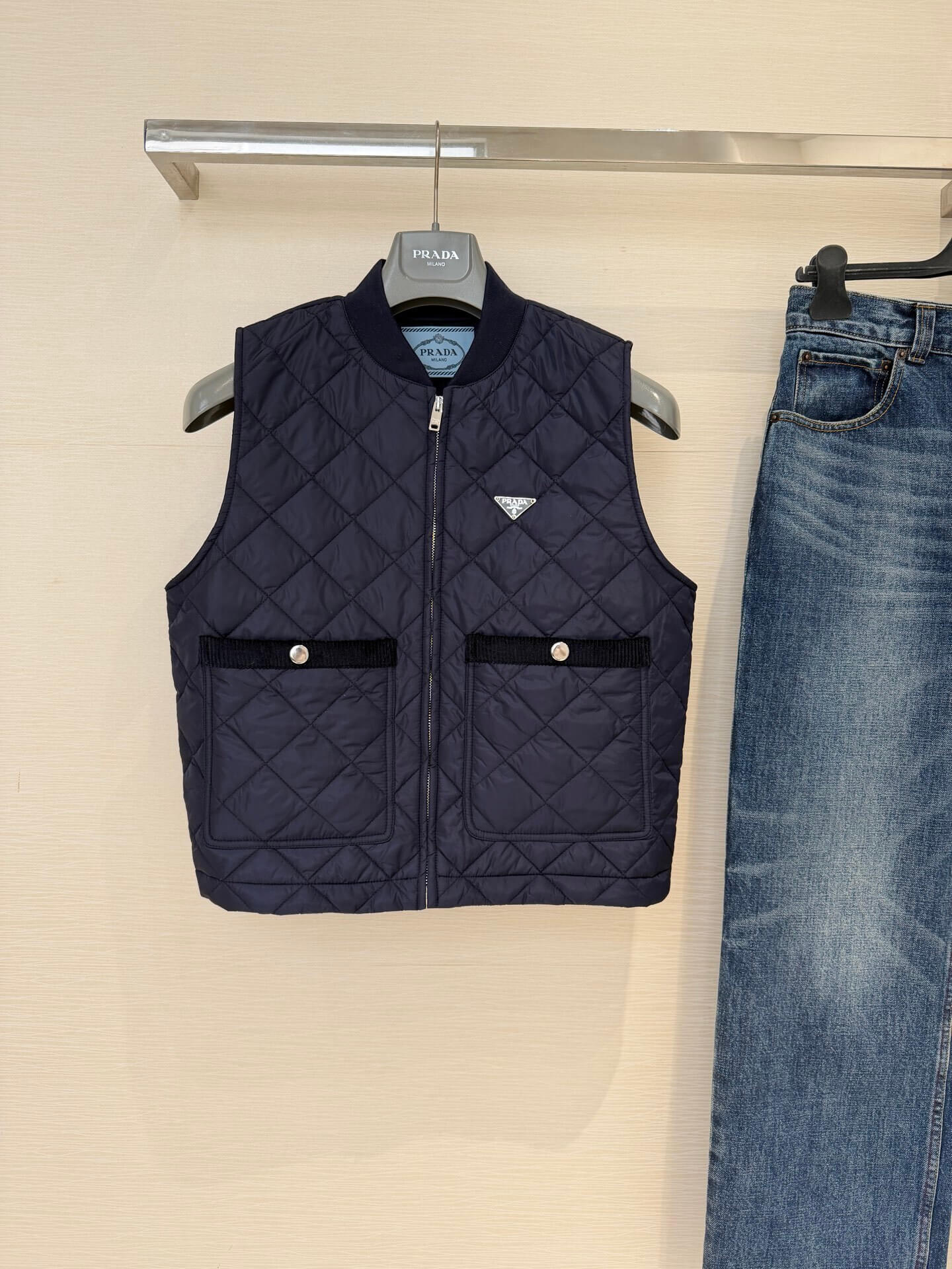 Prada джемпер жилетка