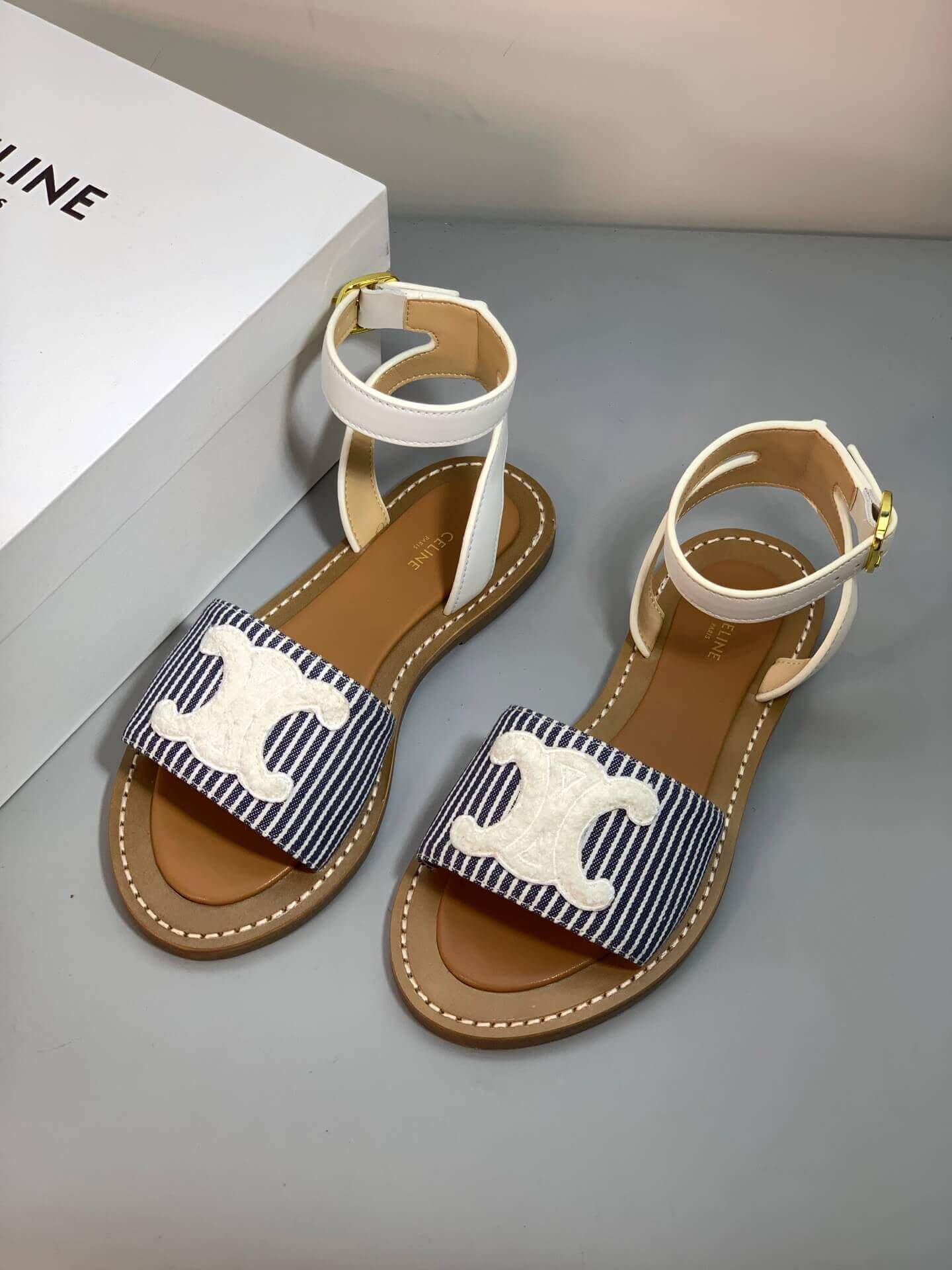 Celine шльопанці