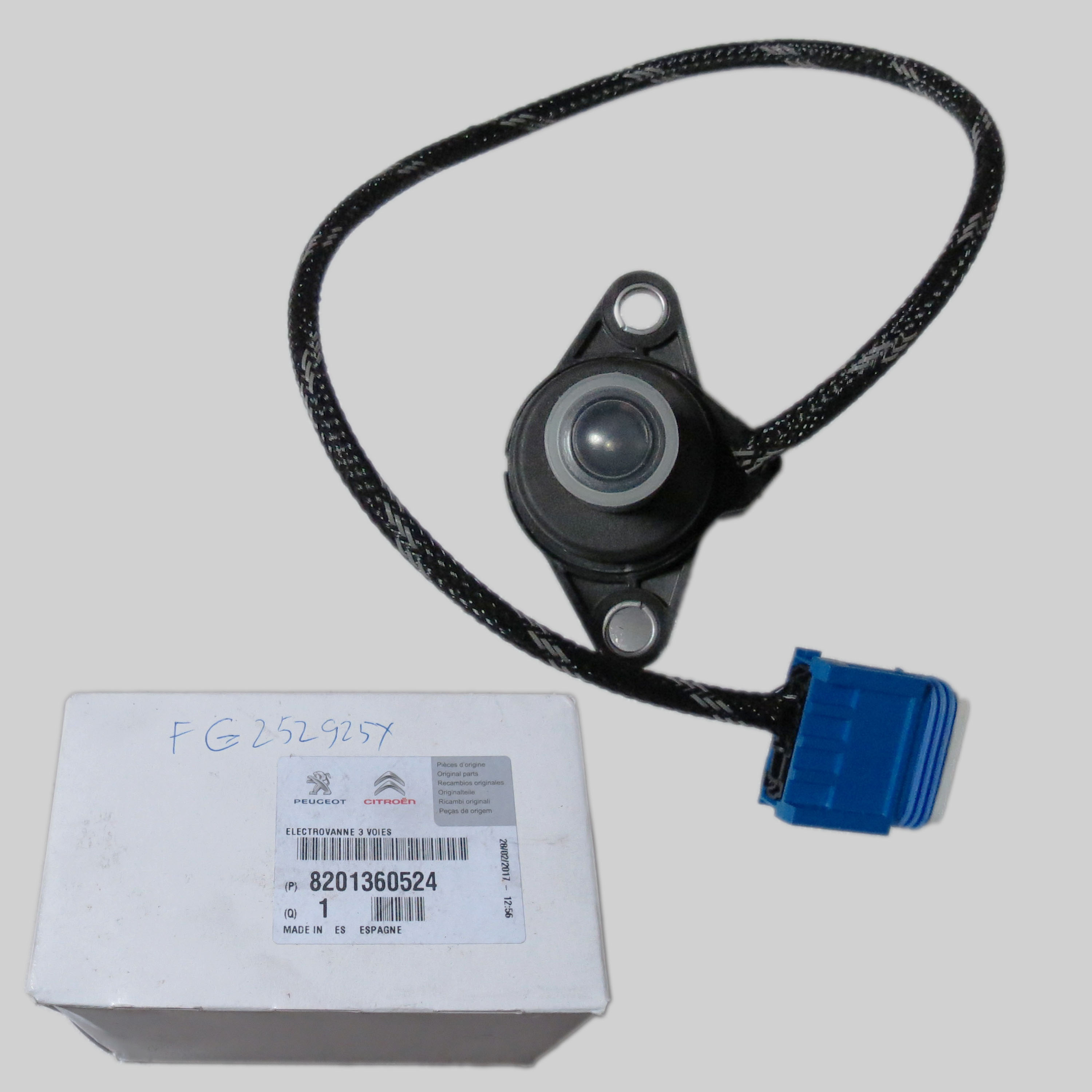 Датчик управління тиску масла DP0 AL4 8201360524