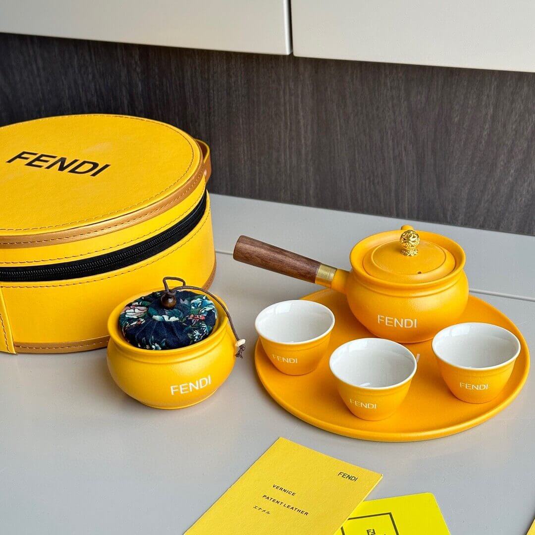 Fendi сервіз