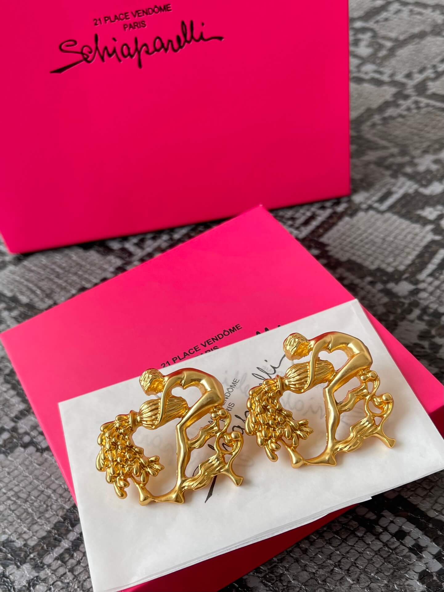 Schiaparelli сережки