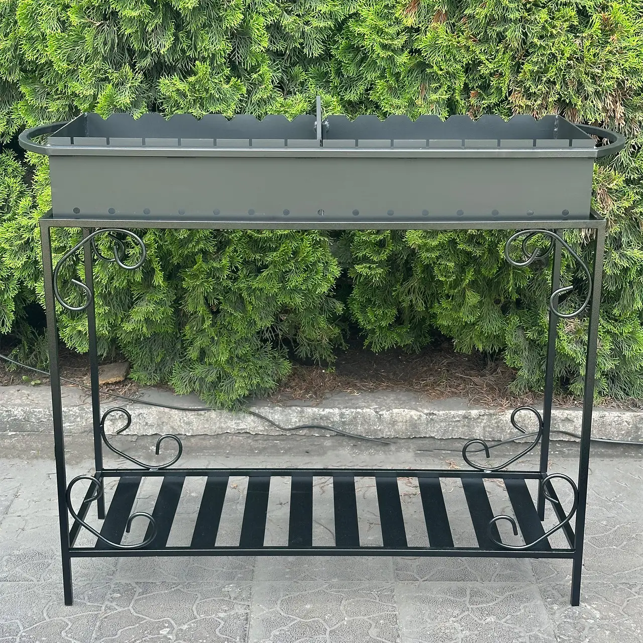 Мангал Гефест на 15 шампурів 4мм на дровниці