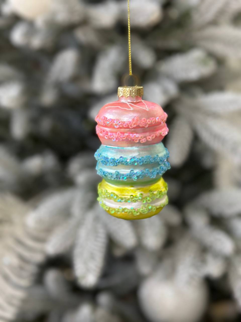 Фігурна ялинкова прикраса зі скла Macaron, 9,5 см