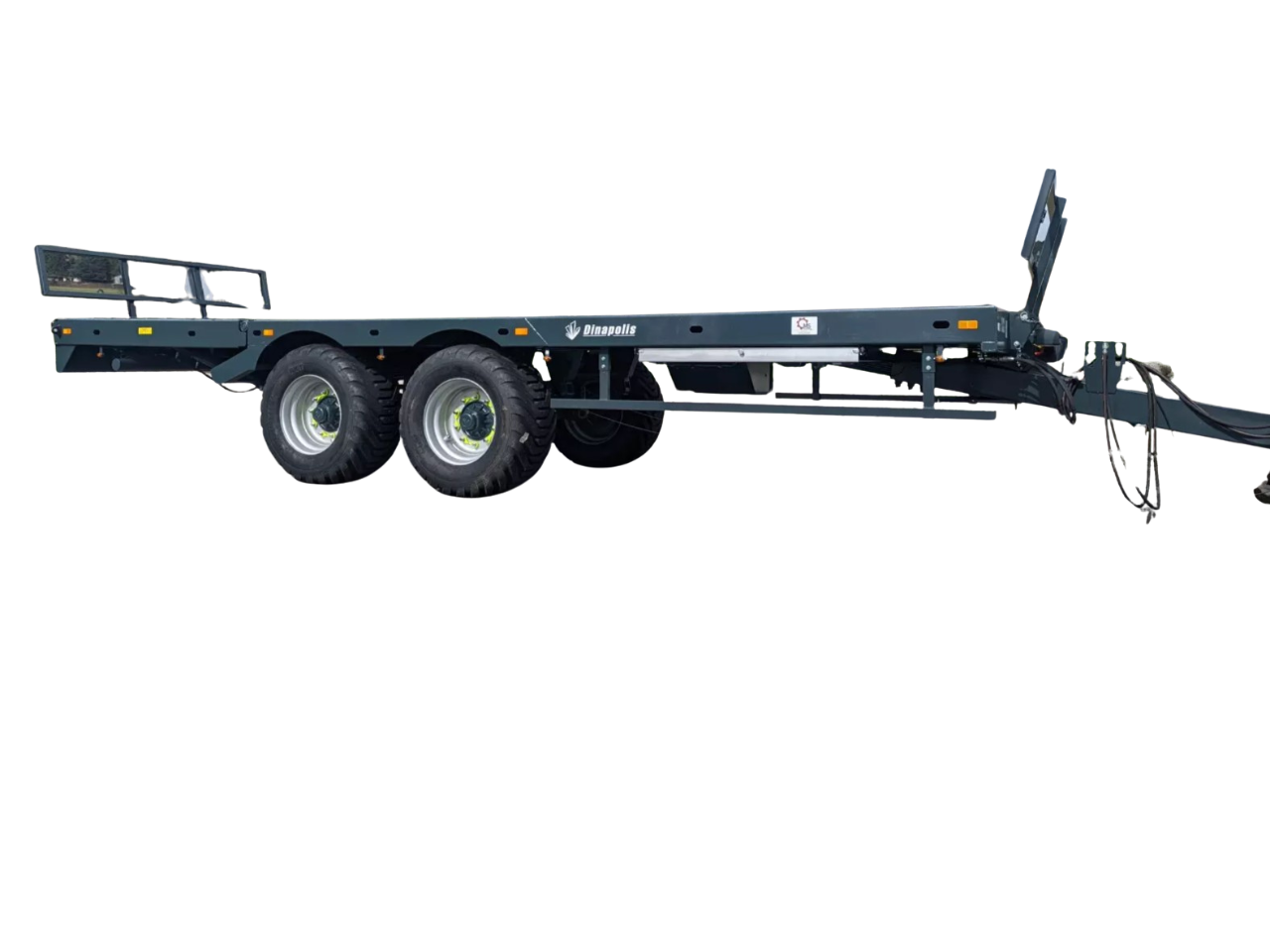 Причіп-платформа для тюків сіна/палет та вантажів з гідравлічною рампою