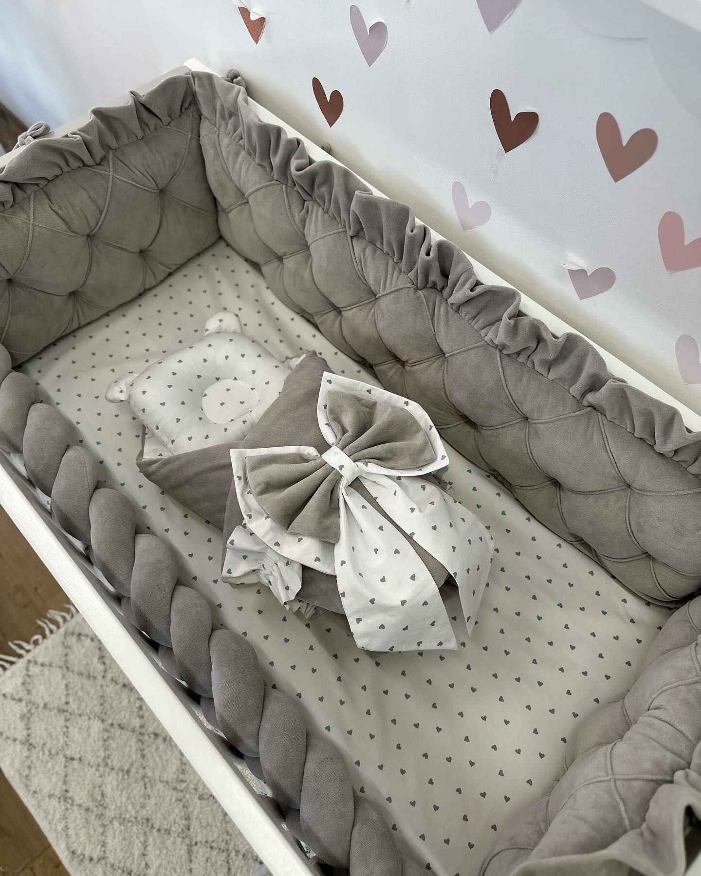 В ліжечко набір Babys «Елегантність» велюровий сірий