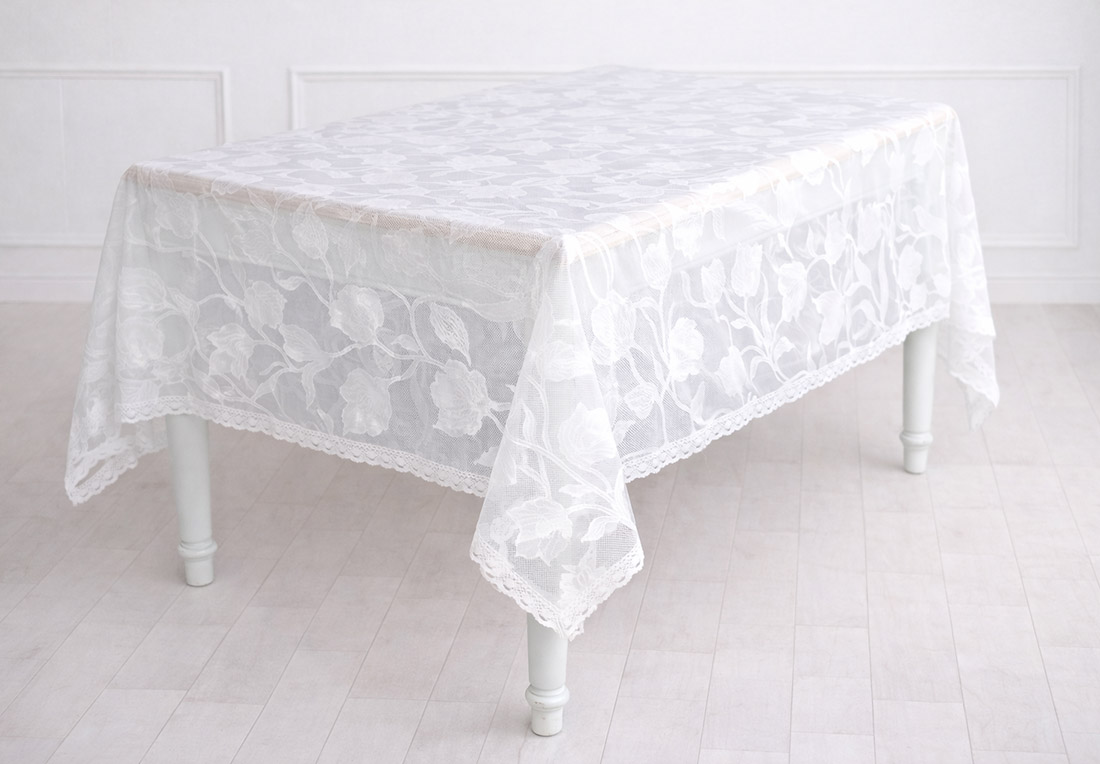 Floral Veil Скатертина з мереживною окантовкою 150*220 см