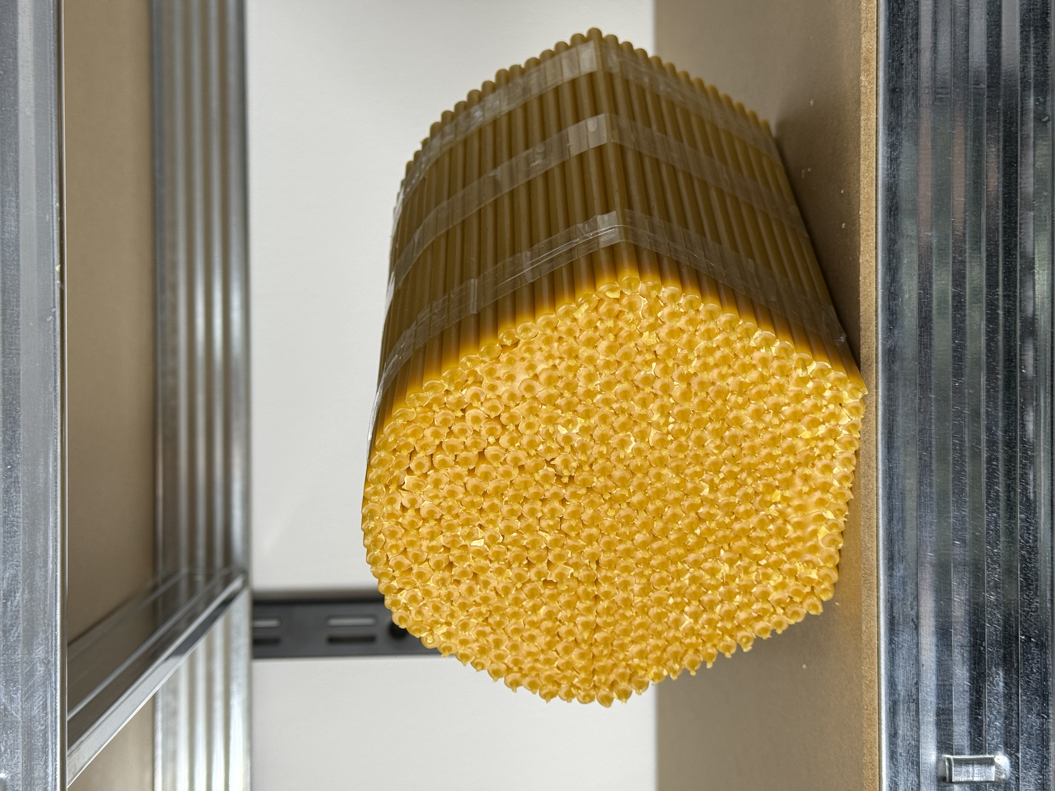 Воскові свічки 500 шт жовтого кольору