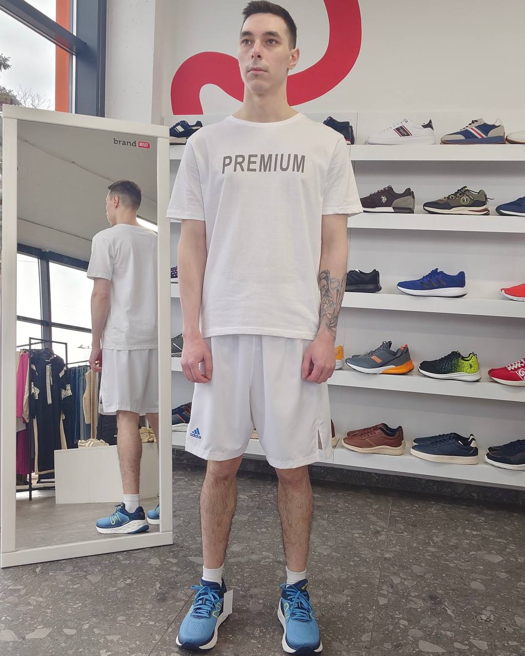 Шорти Adidas (XL)