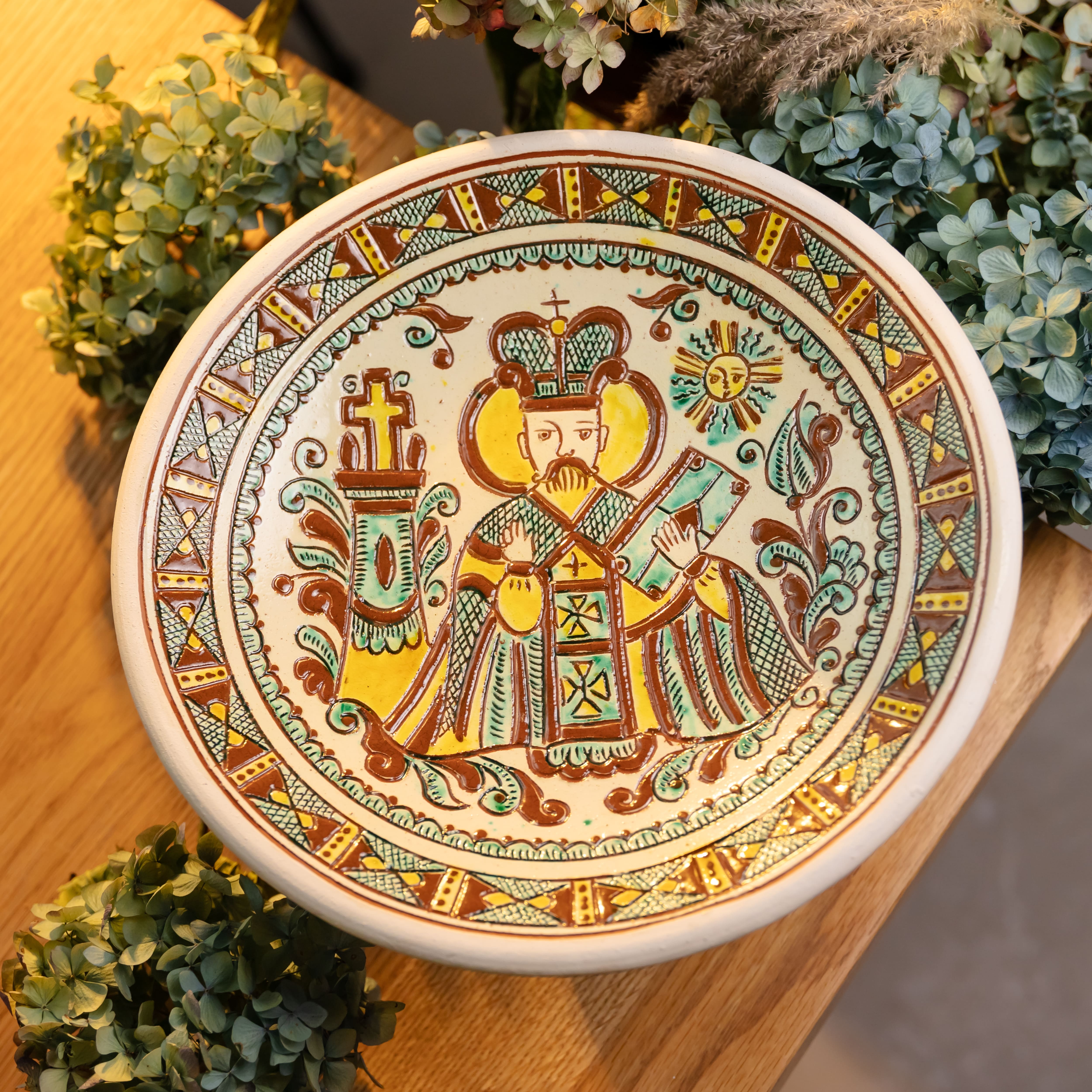 Таріль на стіну 