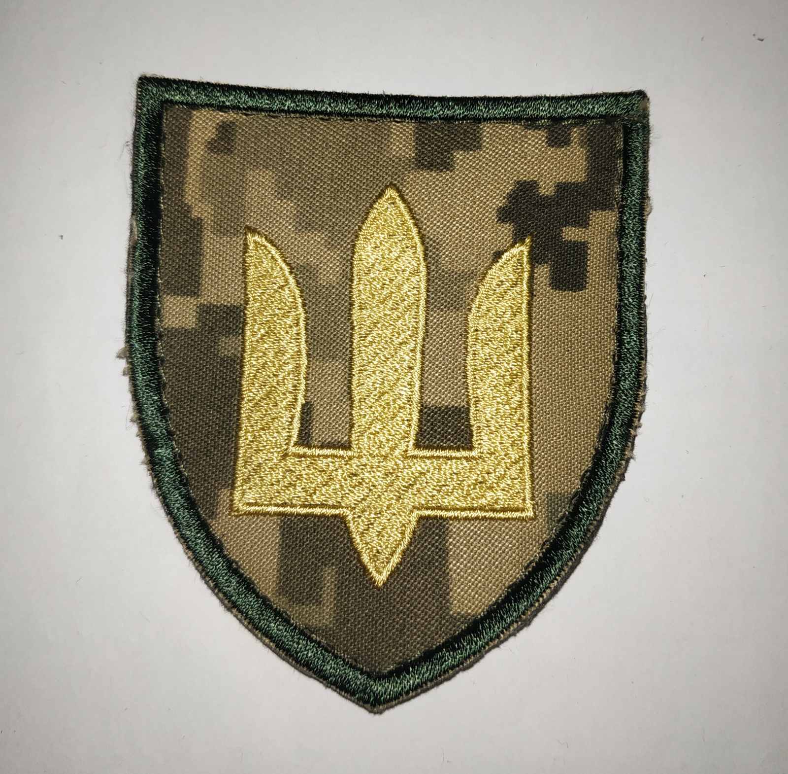 Шеврон нарукавний піксель