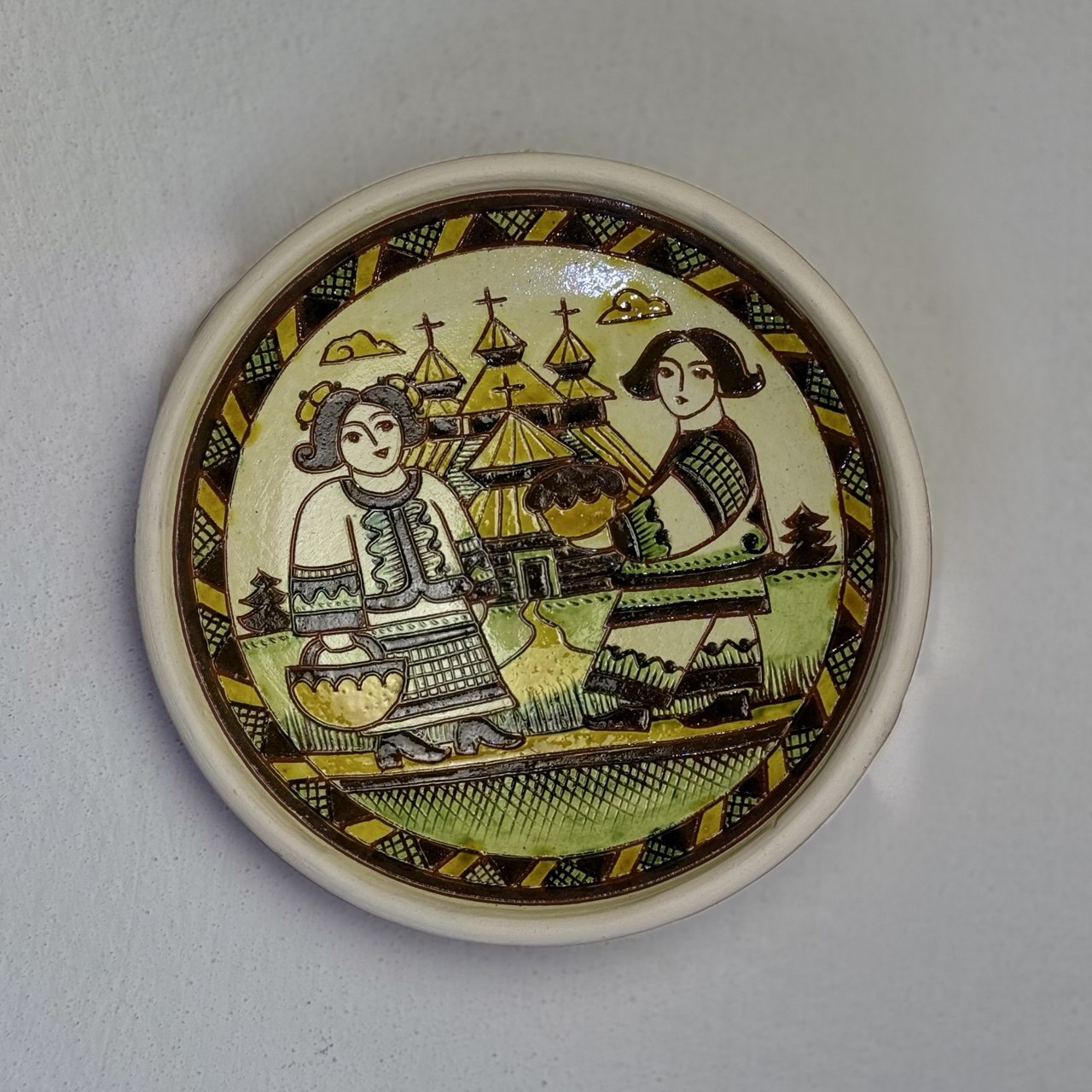 Таріль на стіну 