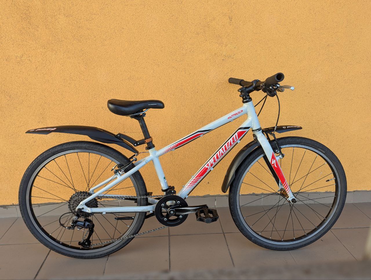 Підлітковий велосипед Specialized Hotrock 24"