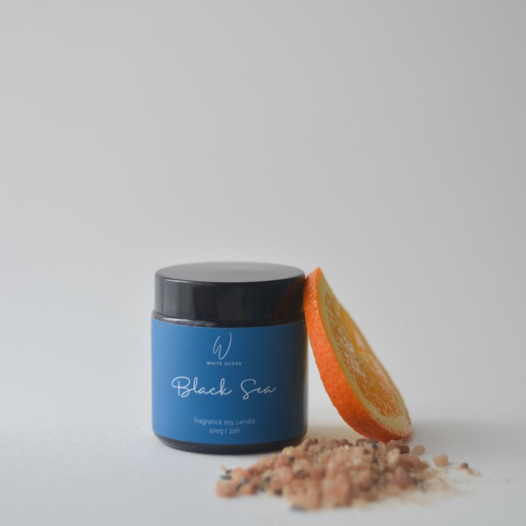 Black Sea (Чорне Море) - парфумована свічка ручної роботи