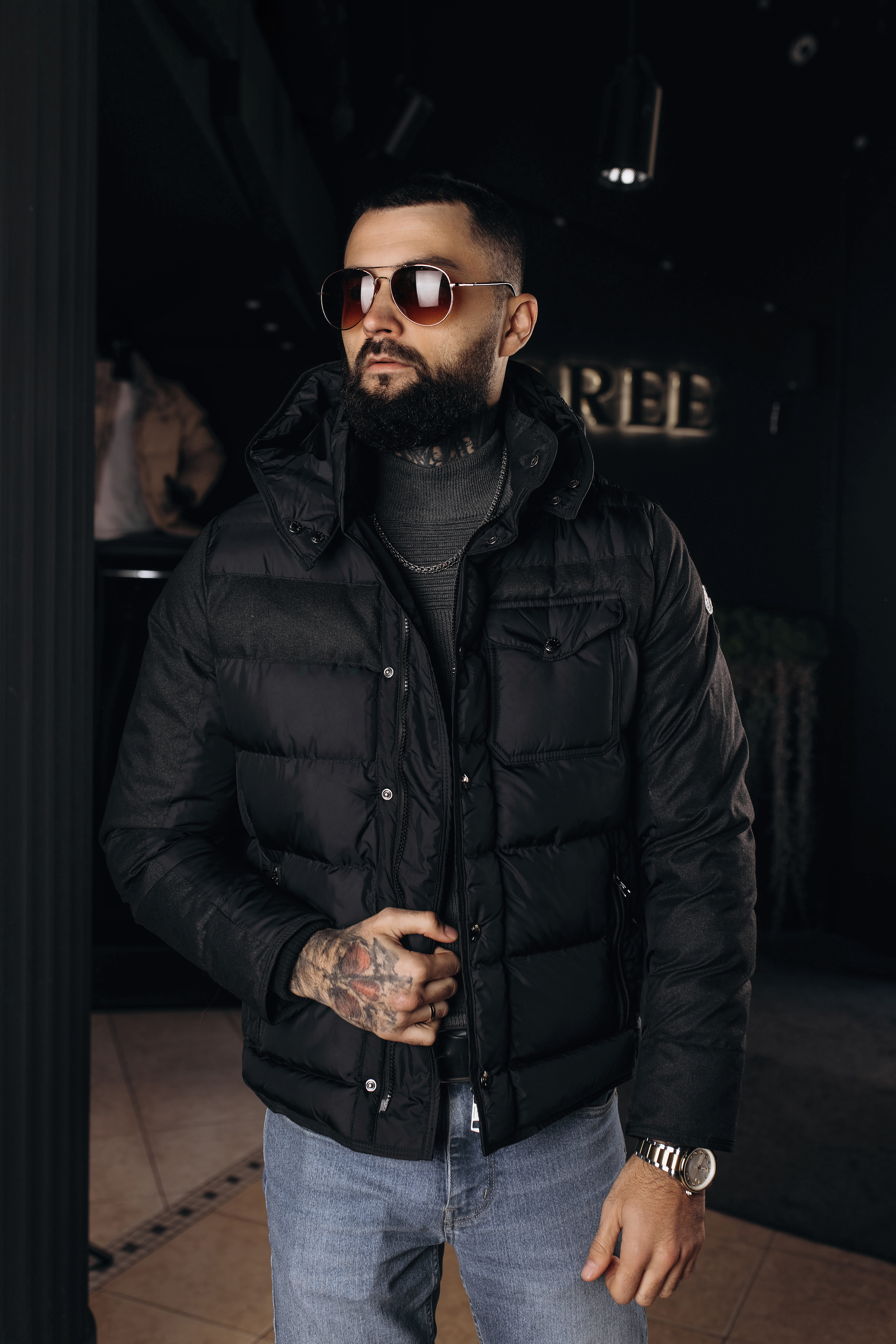 Укорочена чоловіча брендова куртка black