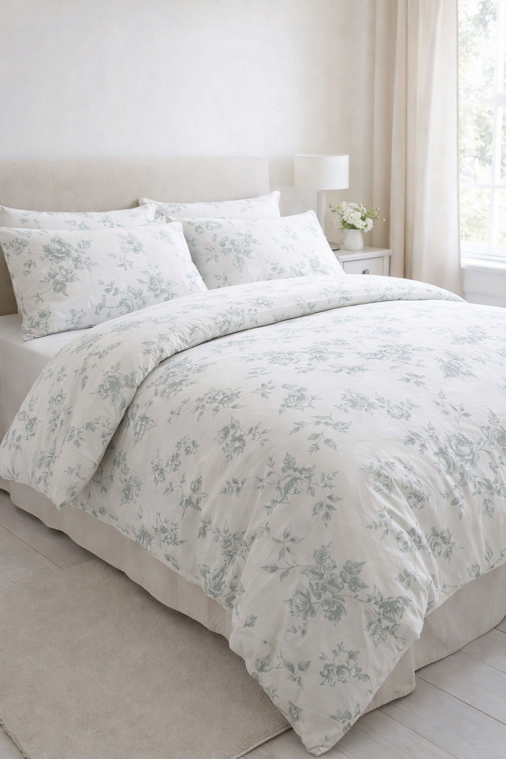 Постільна білизна  від виробника ранфрс  "Зелені квіти на білому "