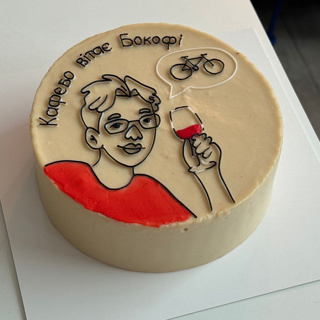 Торт з дрібним декором