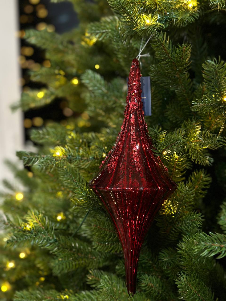 Ялинкова прикраса рельєфної форми з декором з бусин 30 см, колір - бургунді