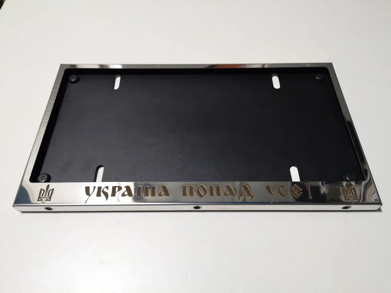 Номерна рамка для авто Україна понад усе, рамка під американський номер
