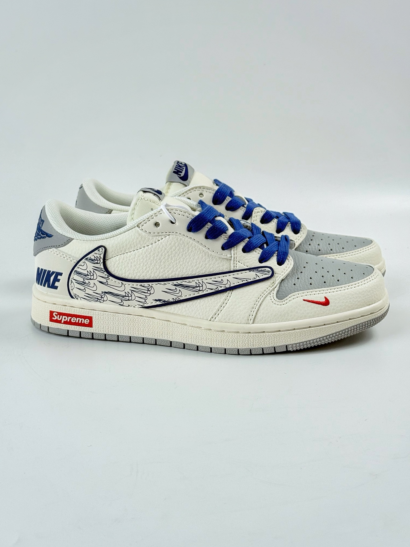 Travis Scott x Nike Air Jordan 1 Low x Supreme XS7089-597