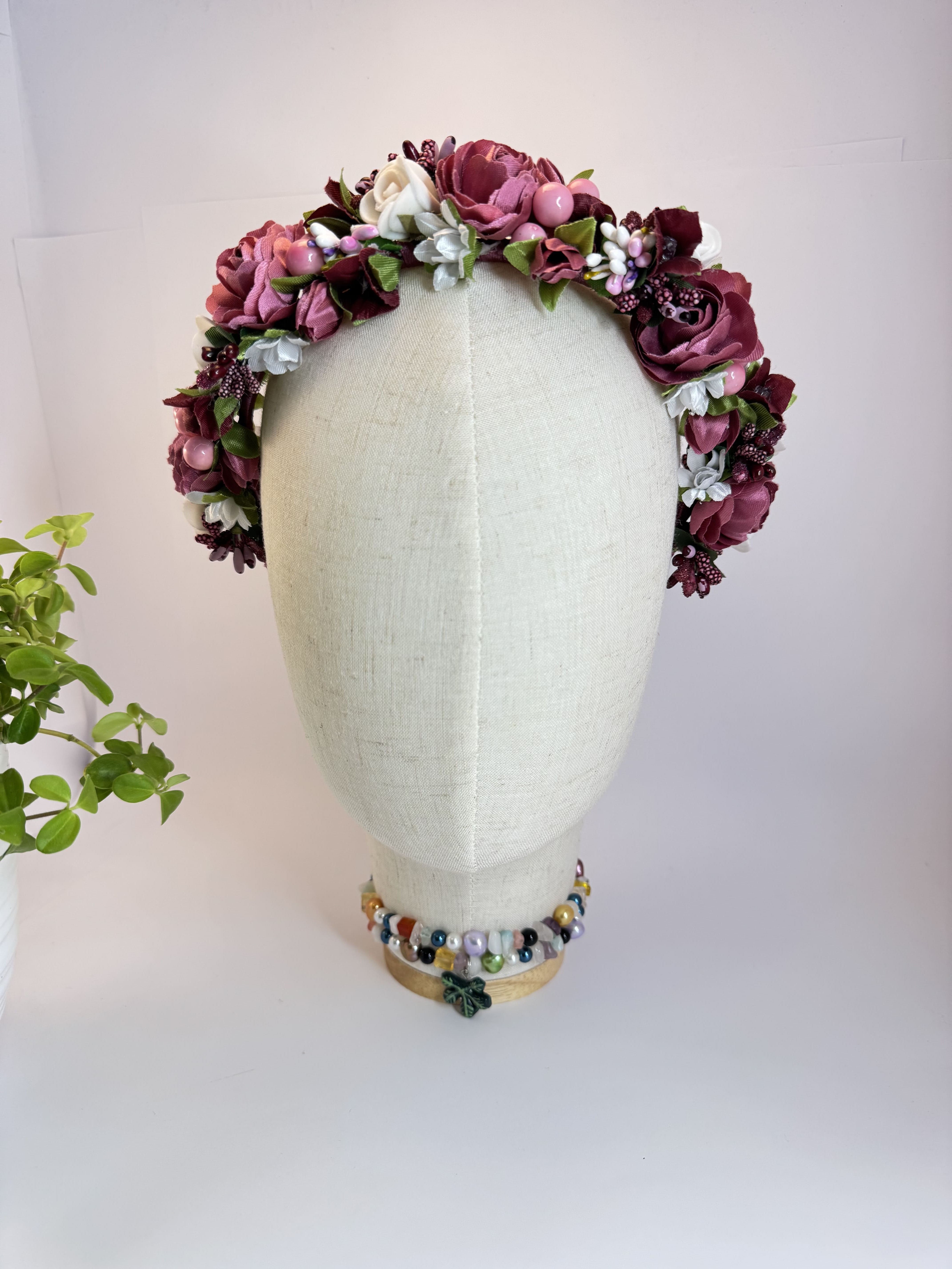 Сливовий етно-віночок на голову