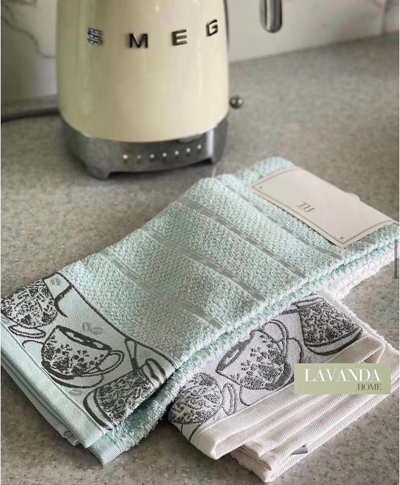 Комплект із двох кухонних рушників преміум бренду Tivolyo Home