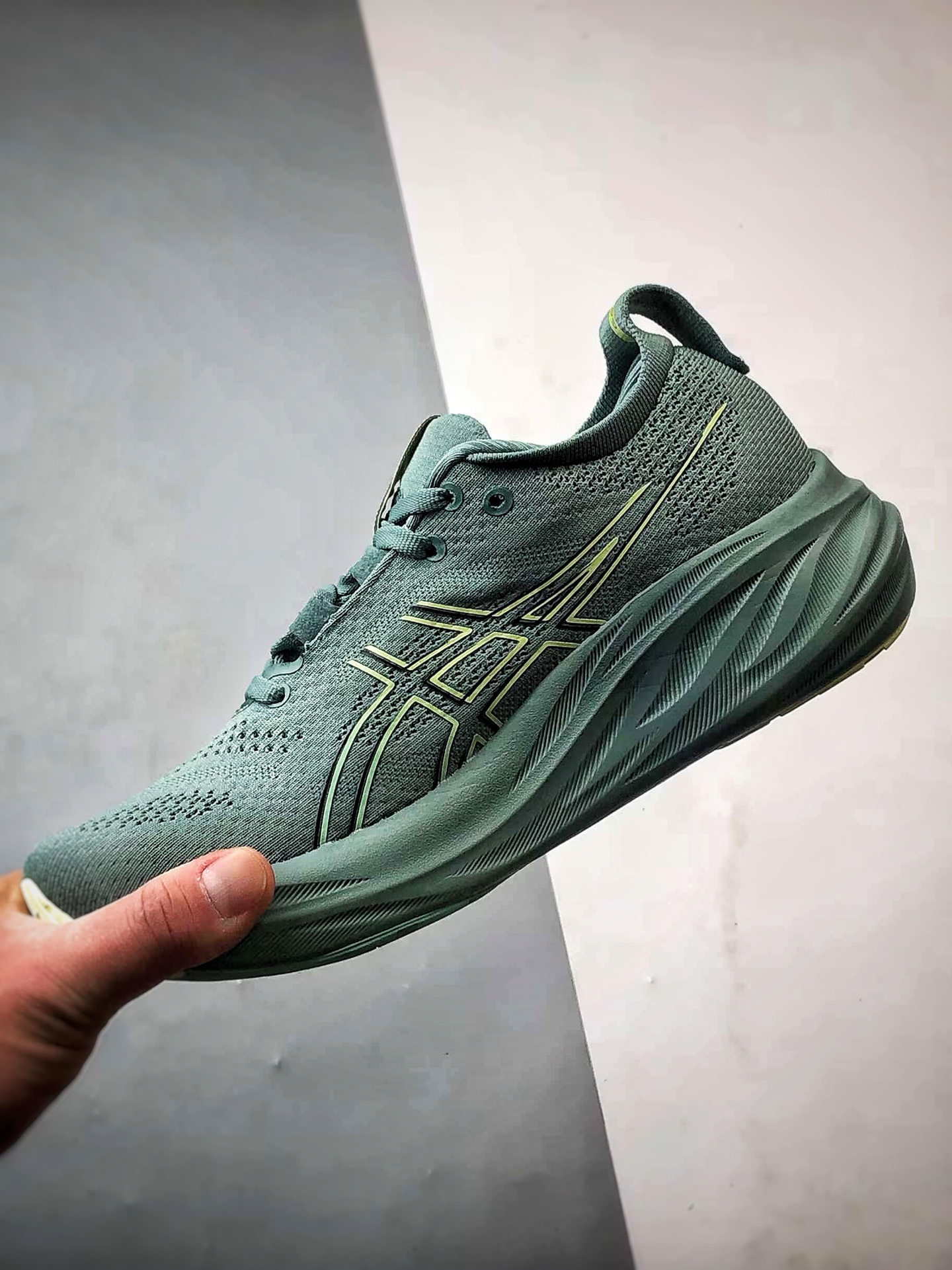Asics Gel-Nimbus 26