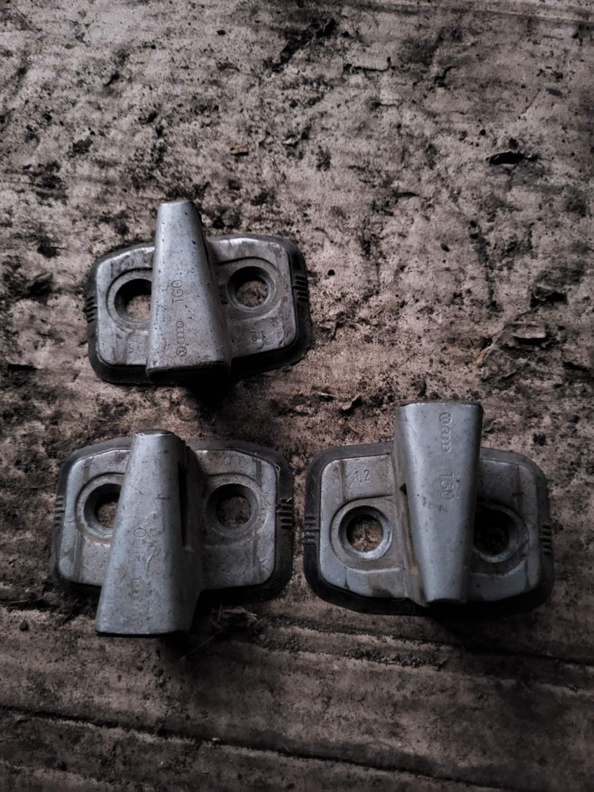 Петлі дверей 3шт AUDI A4B5