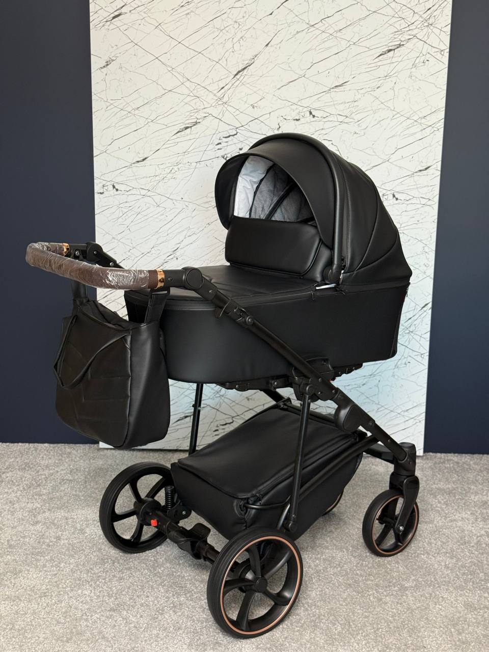 Коляска 2в1 Baby Pram Evelyn екошкіра Black
