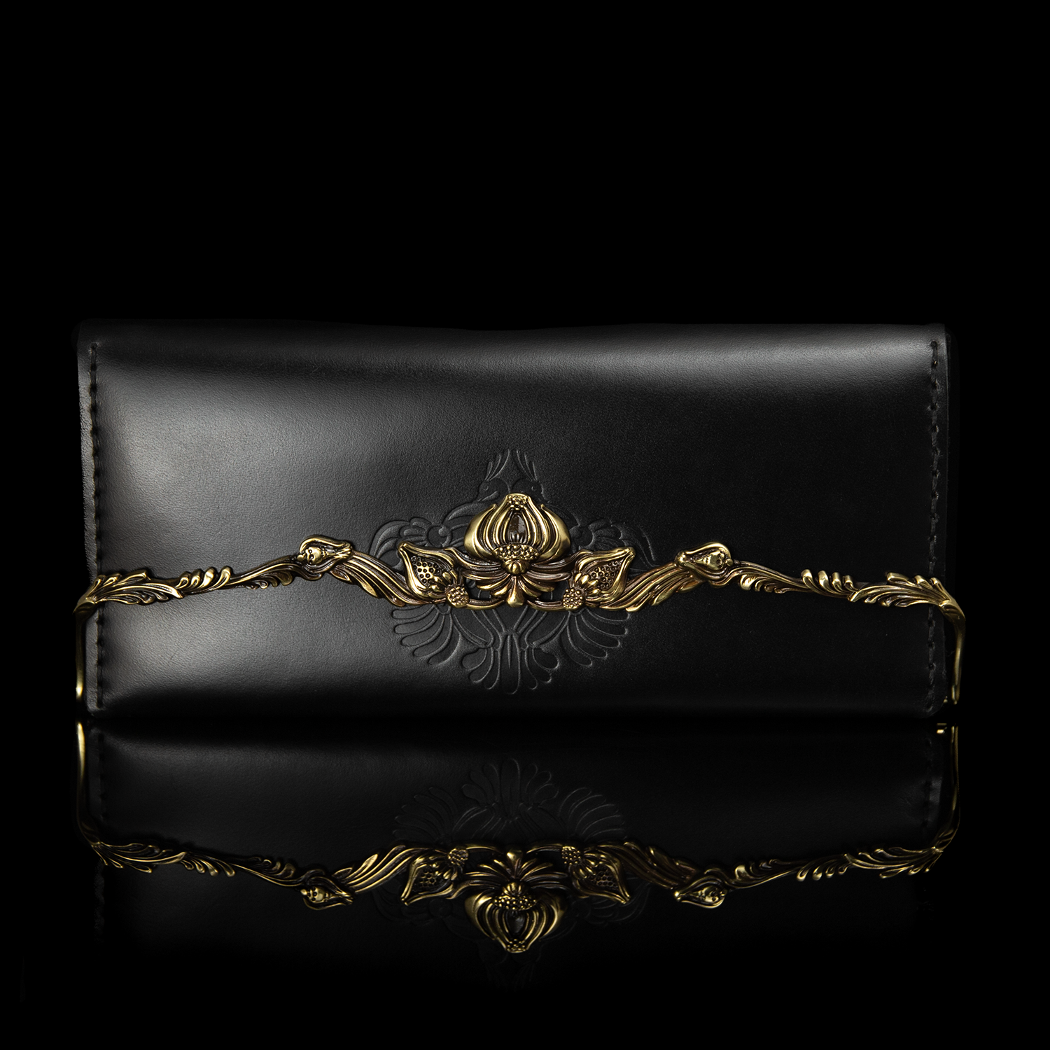Handmade Leather wallet "PETRYKIVKA" – Crafted in Ukraine