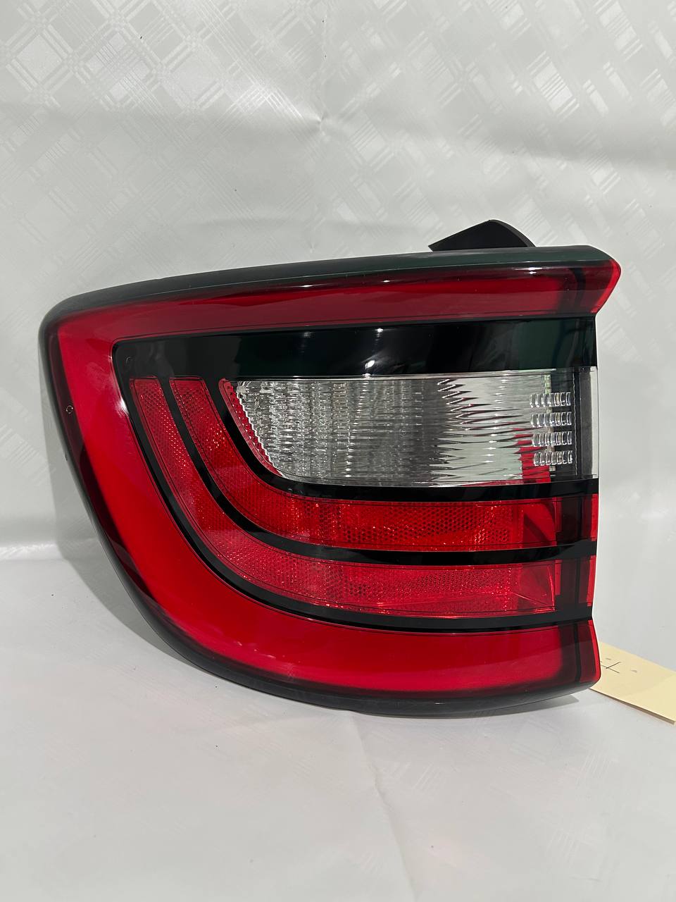 Dodge Durango б.у оригінал Ліва в крило 2014 - 2024 роки