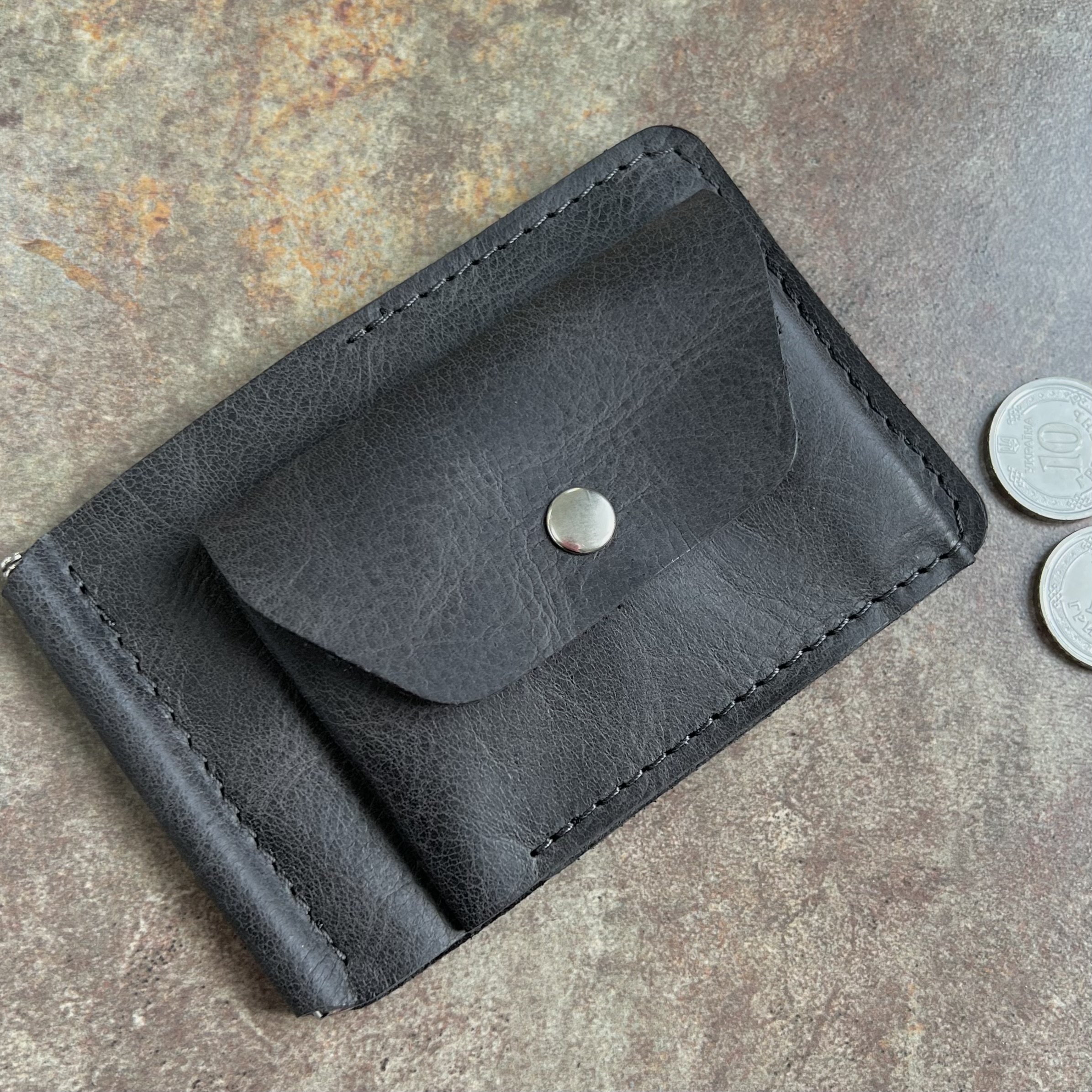 Затискач-гаманець з обʼємною кишенькою для копійок