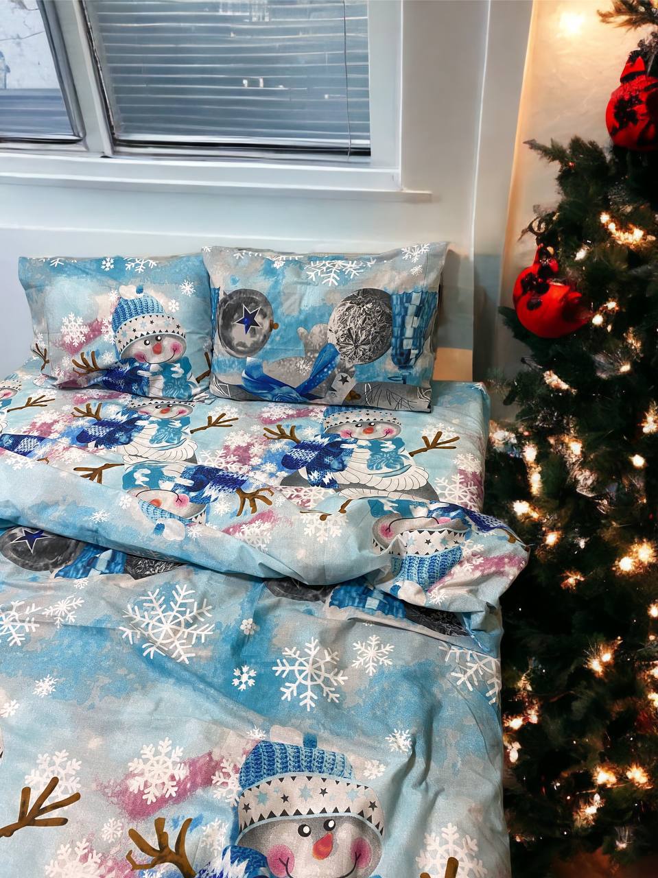 SALE Постіль новорічна сніговички півтораспальний наволочки 50х70