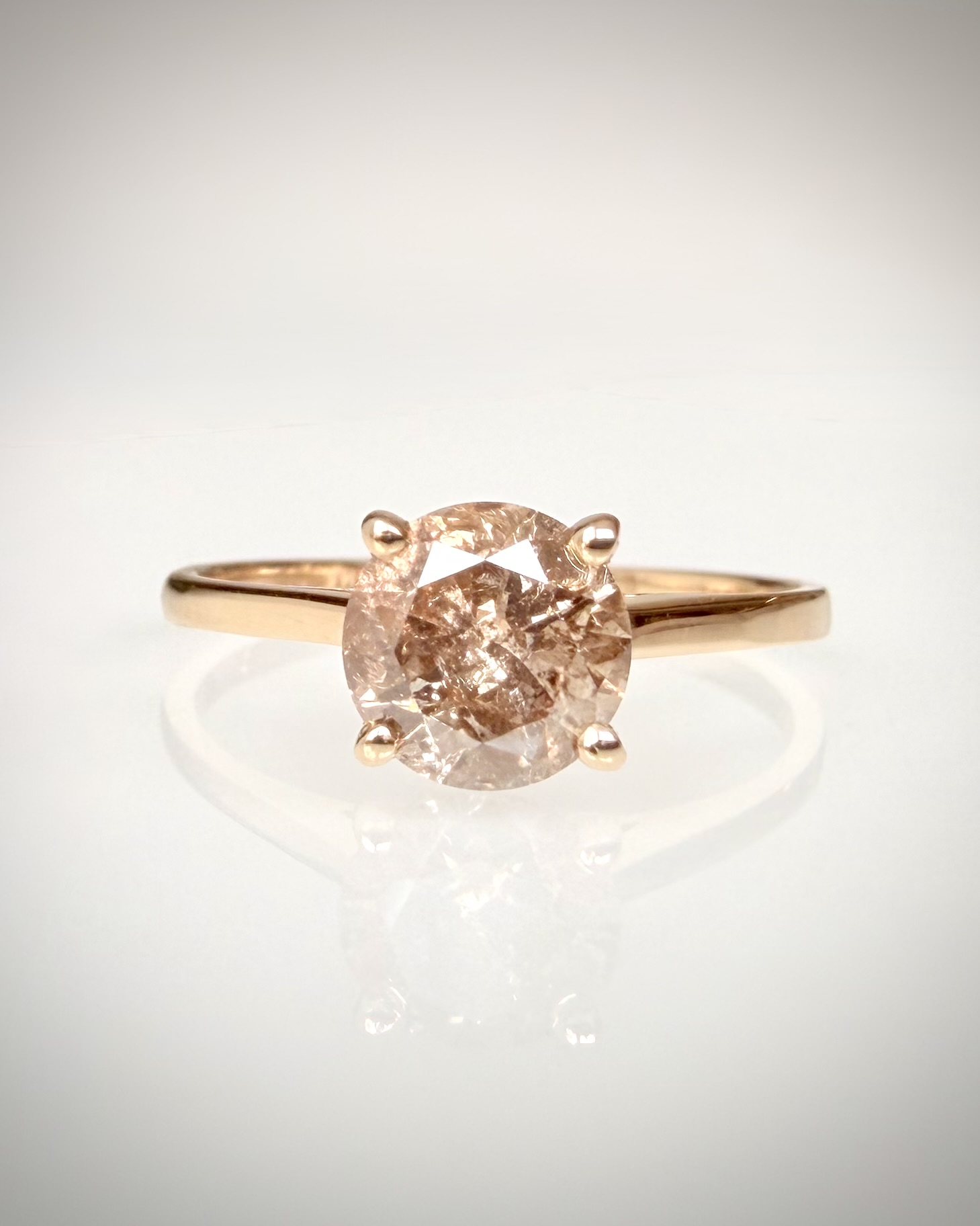 1,05 ct luonnontimanttisormus Fancy Deep Yellow Brown 14K keltakulta