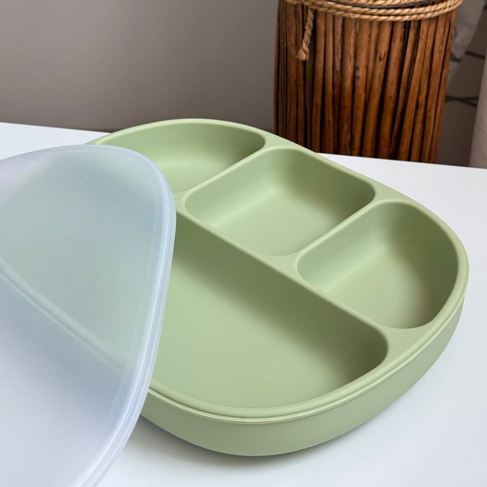 Тарілка на присоску на 4 секції Оливка (olive)