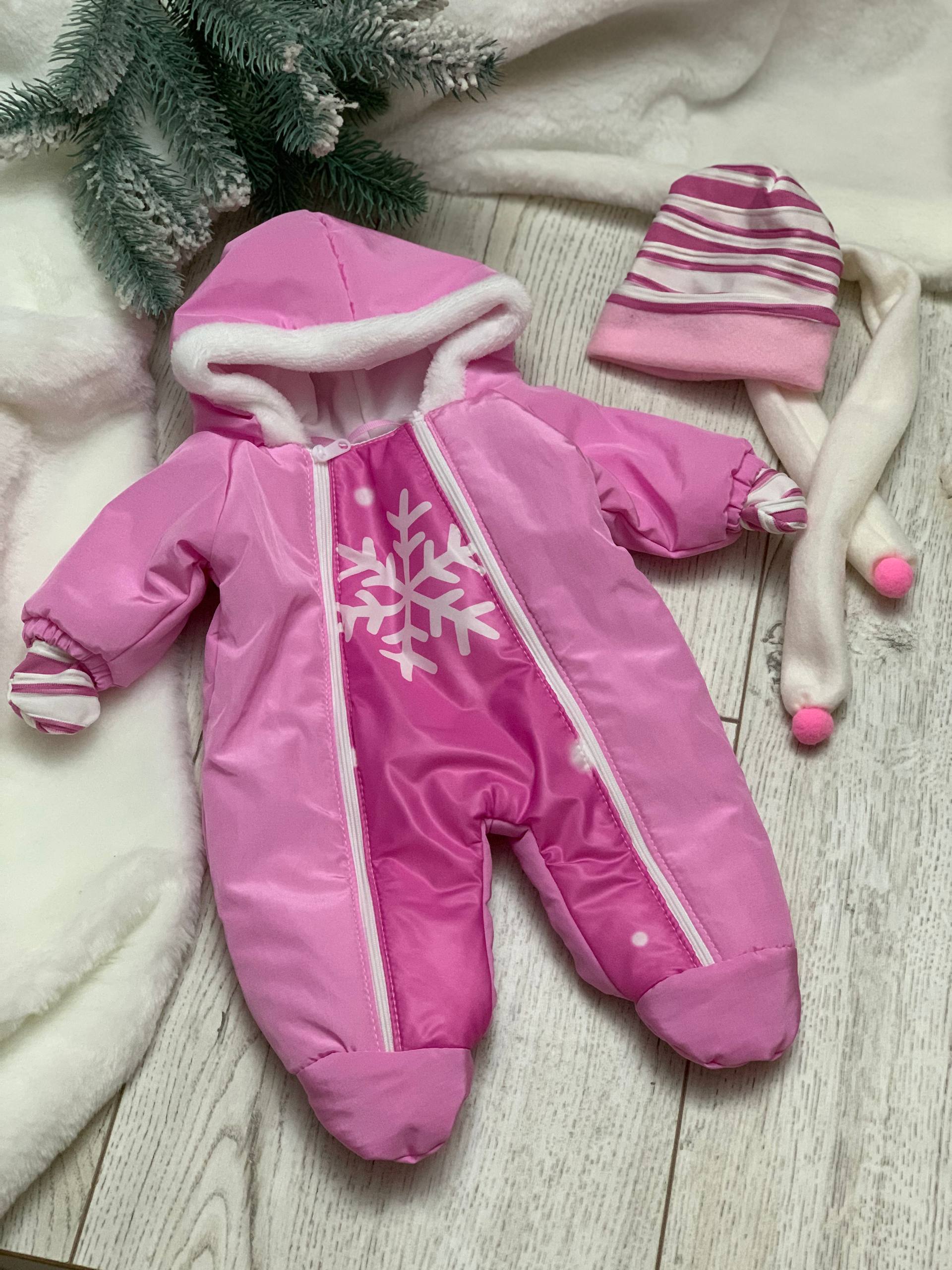 Зимовий одяг для пупса Baby Born 43см: комбінезон в сніжинки ❆ рожевий
