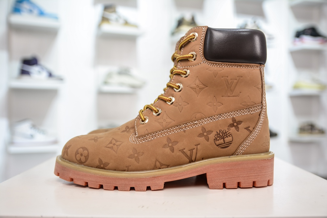 Louis Vuitton x Timberland 01