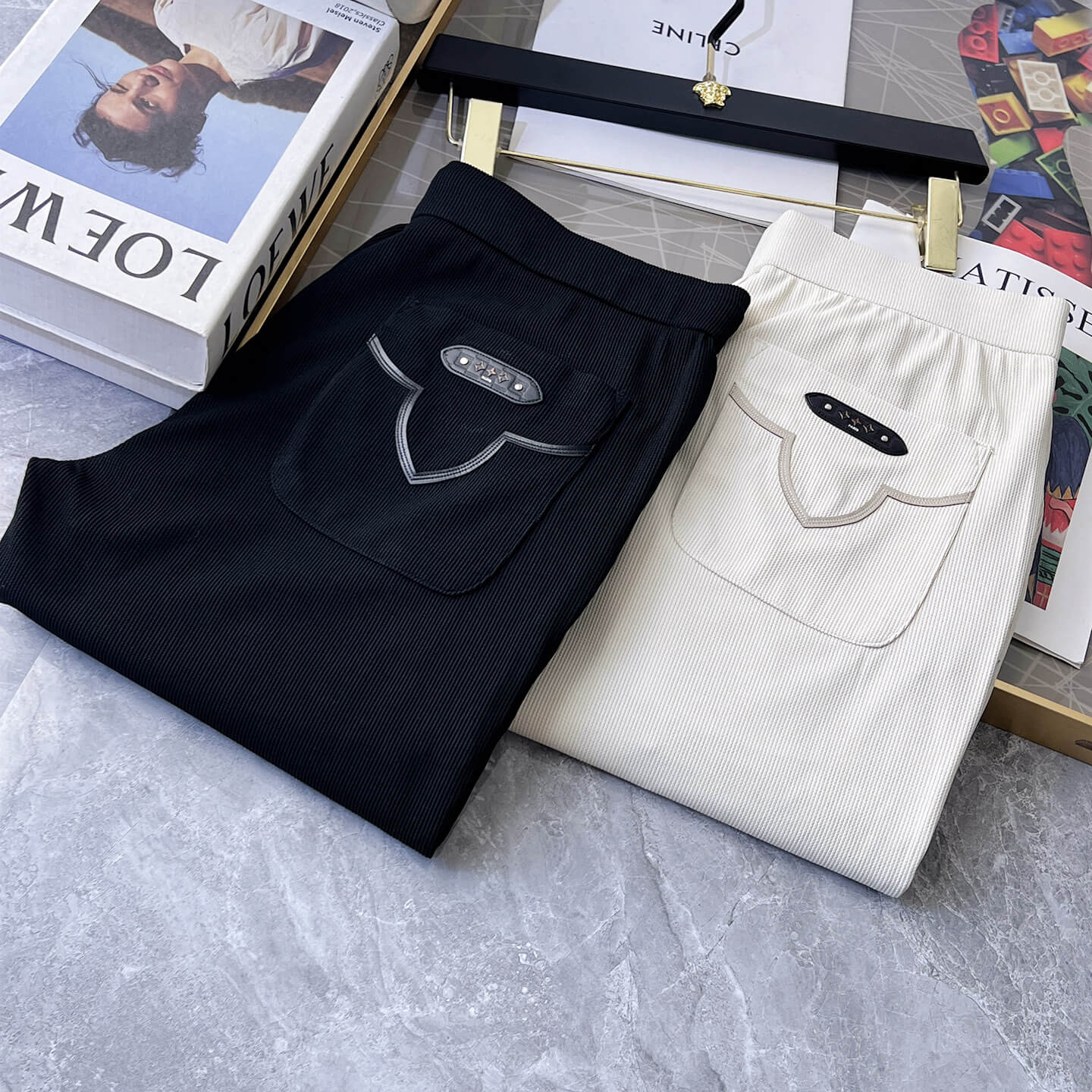 Louis Vuitton штани