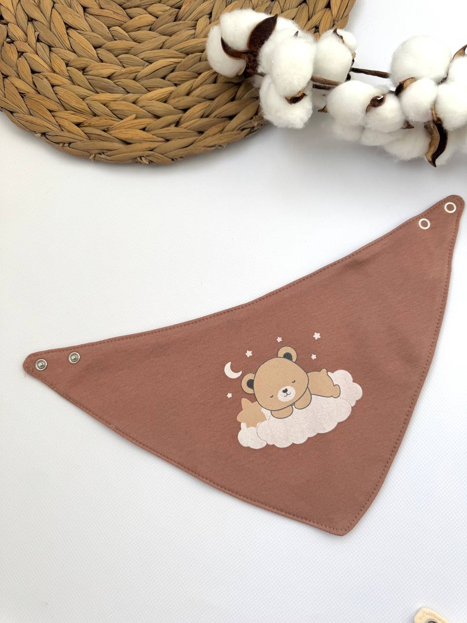 Непромокальний двосторонній слинявчик на кнопках